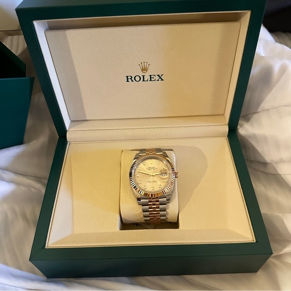 Rolex Datejust 41mm 126331 Jubilee 18K Rose Gold /SS Diamond Dial BNIB - Picture 6 of 16